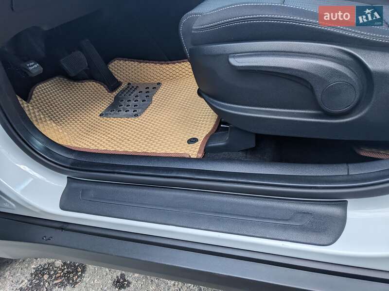 Внедорожник / Кроссовер Kia Sportage 2021 в Кременчуге