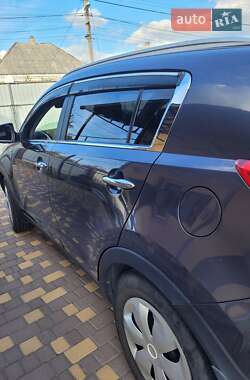 Позашляховик / Кросовер Kia Sportage 2013 в Дніпрі