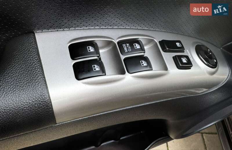 Внедорожник / Кроссовер Kia Sportage 2007 в Житомире фото 31 Внедорожник / Кроссовер Kia Sportage 2007 в Житомире