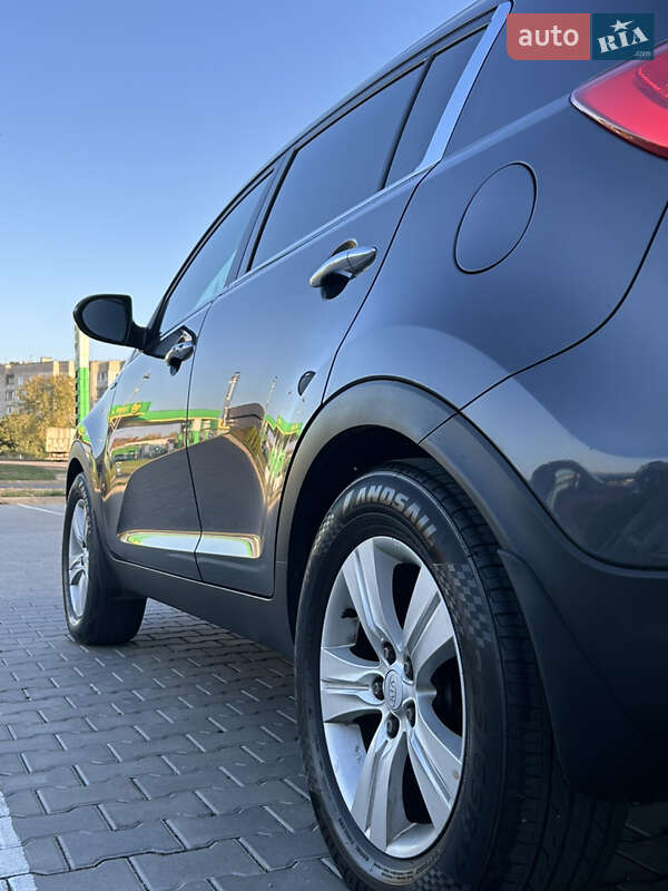 Позашляховик / Кросовер Kia Sportage 2012 в Вознесенську фото 12 Позашляховик / Кросовер Kia Sportage 2012 в Вознесенську