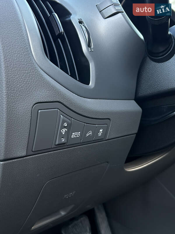 Позашляховик / Кросовер Kia Sportage 2012 в Вознесенську фото 20 Позашляховик / Кросовер Kia Sportage 2012 в Вознесенську