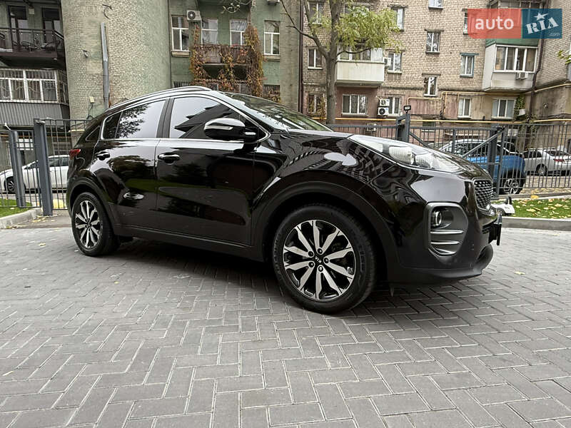 Позашляховик / Кросовер Kia Sportage 2016 в Дніпрі фото 4 Позашляховик / Кросовер Kia Sportage 2016 в Дніпрі