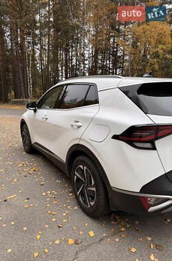 Внедорожник / Кроссовер Kia Sportage 2023 в 