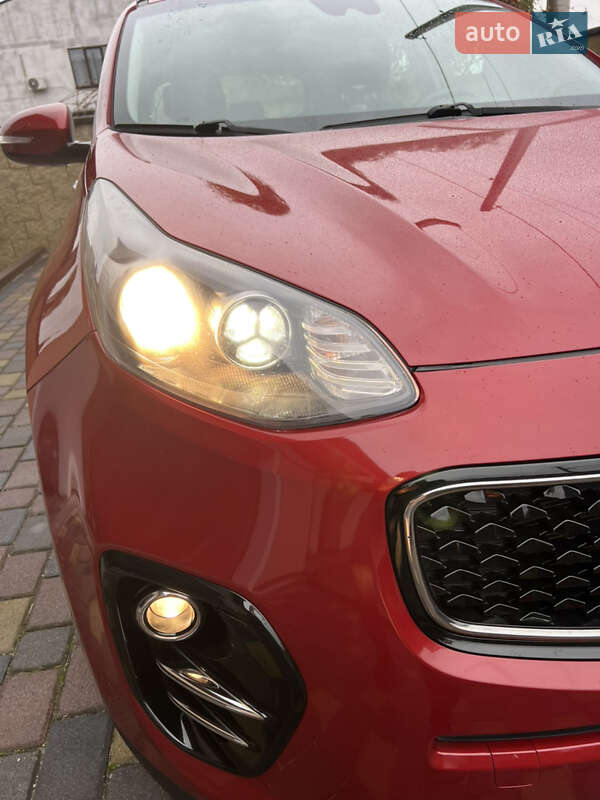 Внедорожник / Кроссовер Kia Sportage 2016 в Львове