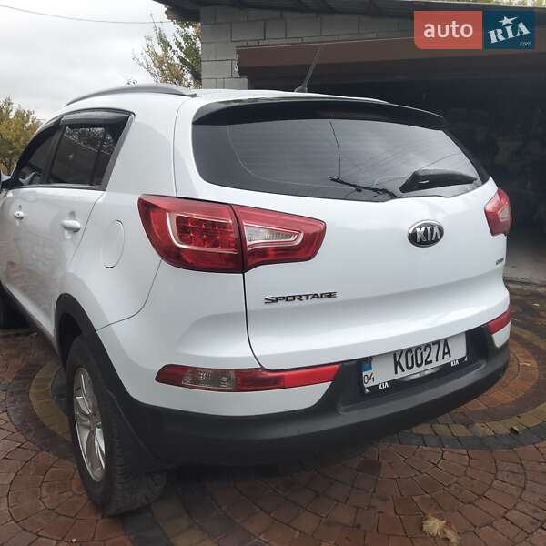 Внедорожник / Кроссовер Kia Sportage 2013 в Днепре