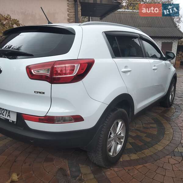 Внедорожник / Кроссовер Kia Sportage 2013 в Днепре