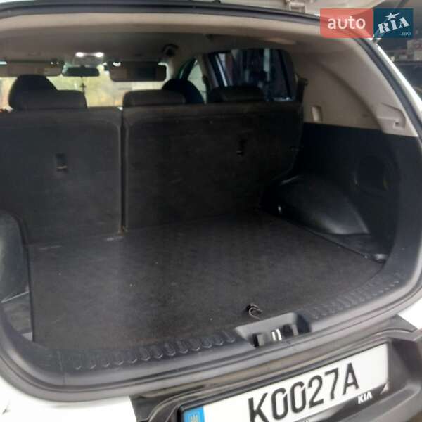 Внедорожник / Кроссовер Kia Sportage 2013 в Днепре