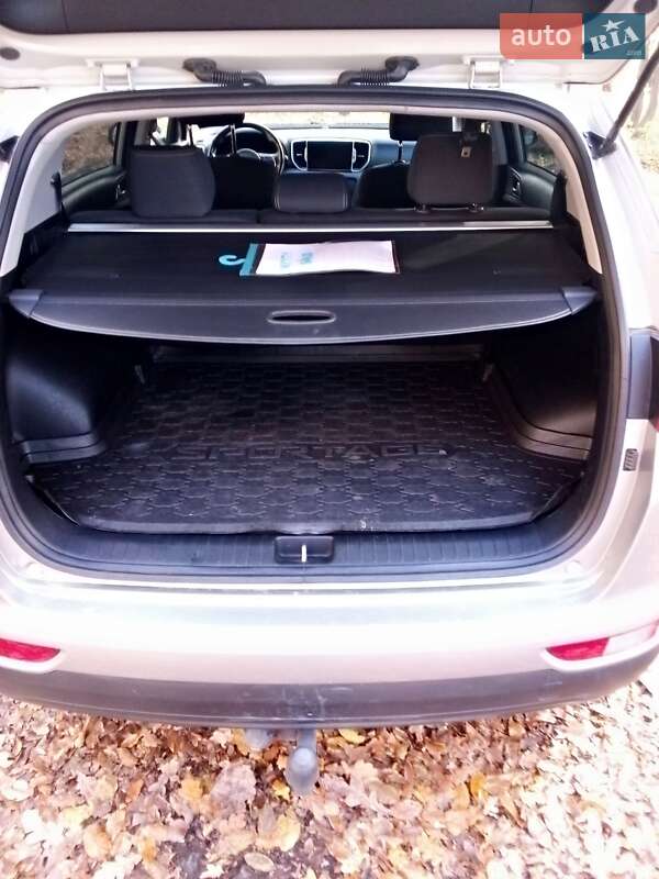 Позашляховик / Кросовер Kia Sportage 2016 в Львові фото 6 Позашляховик / Кросовер Kia Sportage 2016 в Львові