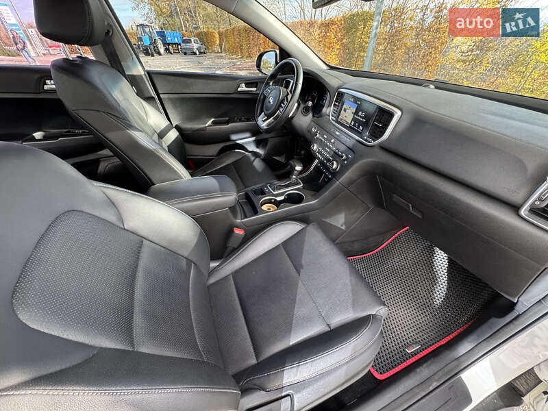 Позашляховик / Кросовер Kia Sportage 2019 в Києві фото 32 Позашляховик / Кросовер Kia Sportage 2019 в Києві