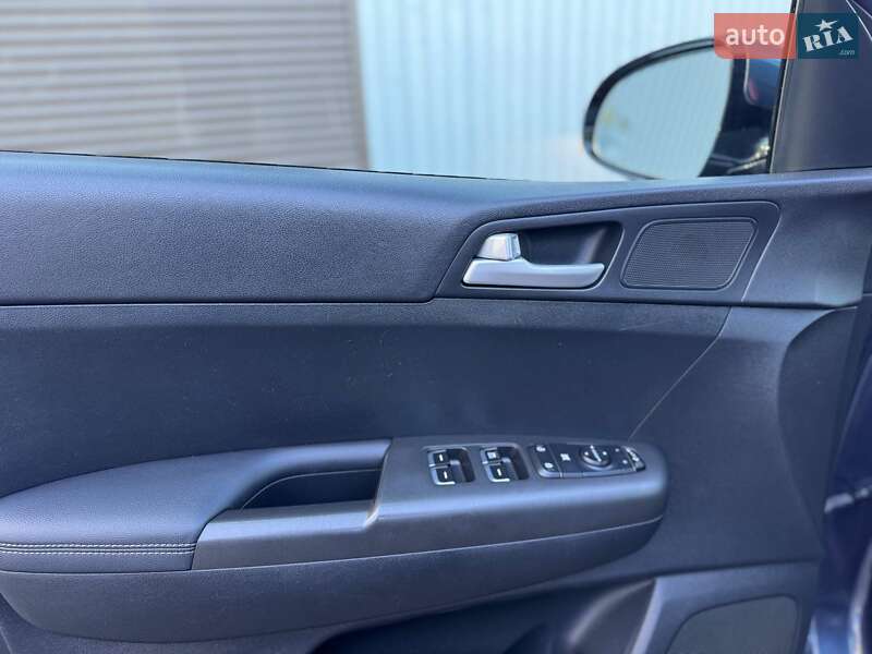 Внедорожник / Кроссовер Kia Sportage 2019 в Киеве фото 20 Внедорожник / Кроссовер Kia Sportage 2019 в Киеве