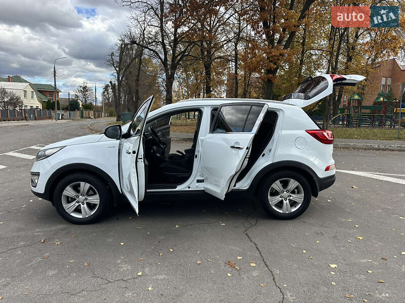 Внедорожник / Кроссовер Kia Sportage 2011 в Виннице