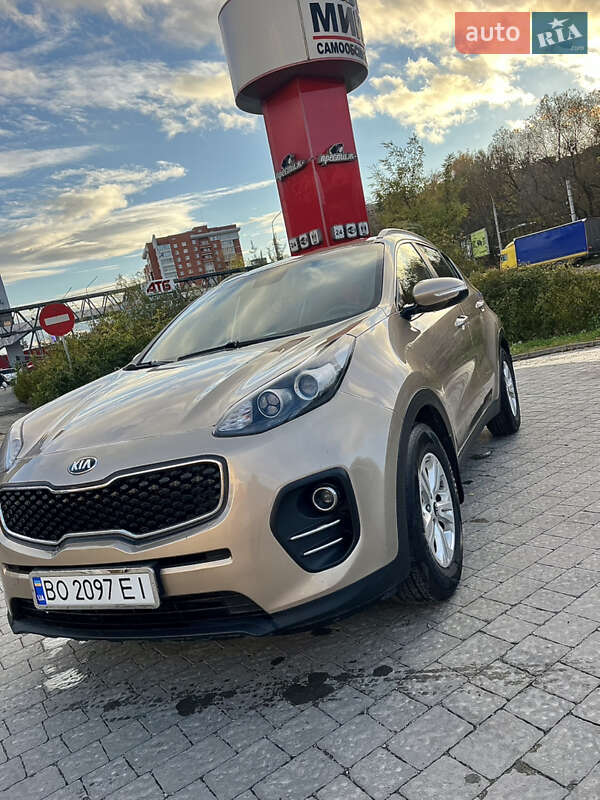 Позашляховик / Кросовер Kia Sportage 2016 в Тернополі фото 32 Позашляховик / Кросовер Kia Sportage 2016 в Тернополі