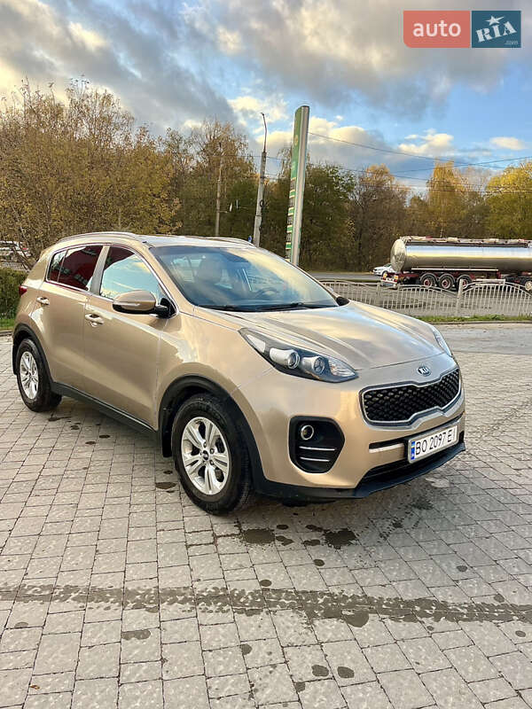 Позашляховик / Кросовер Kia Sportage 2016 в Тернополі фото 37 Позашляховик / Кросовер Kia Sportage 2016 в Тернополі