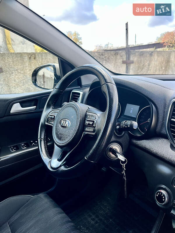 Позашляховик / Кросовер Kia Sportage 2016 в Тернополі фото 62 Позашляховик / Кросовер Kia Sportage 2016 в Тернополі