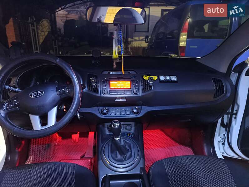 Внедорожник / Кроссовер Kia Sportage 2013 в Бершади фото 16 Внедорожник / Кроссовер Kia Sportage 2013 в Бершади