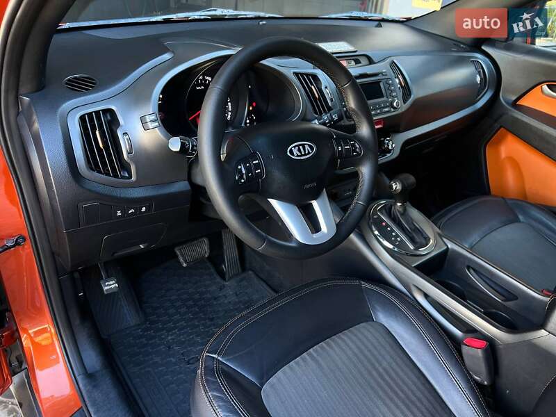 Позашляховик / Кросовер Kia Sportage 2011 в Одесі