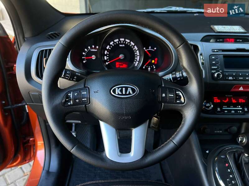 Позашляховик / Кросовер Kia Sportage 2011 в Одесі