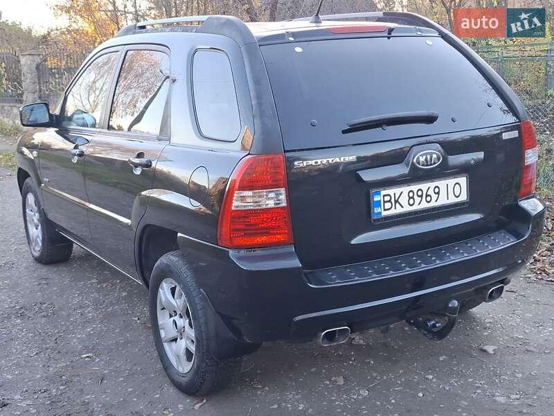 Внедорожник / Кроссовер Kia Sportage 2006 в Ровно