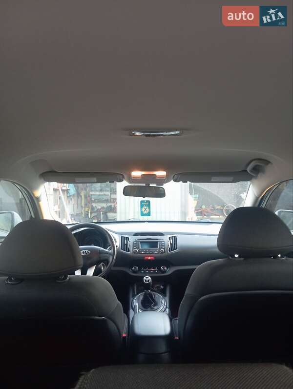 Внедорожник / Кроссовер Kia Sportage 2010 в Рожище