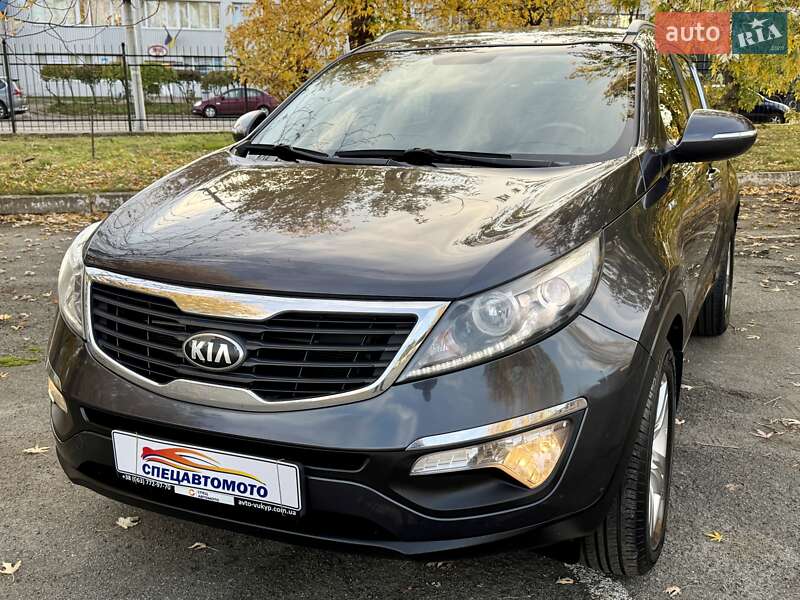 Внедорожник / Кроссовер Kia Sportage 2013 в Киеве