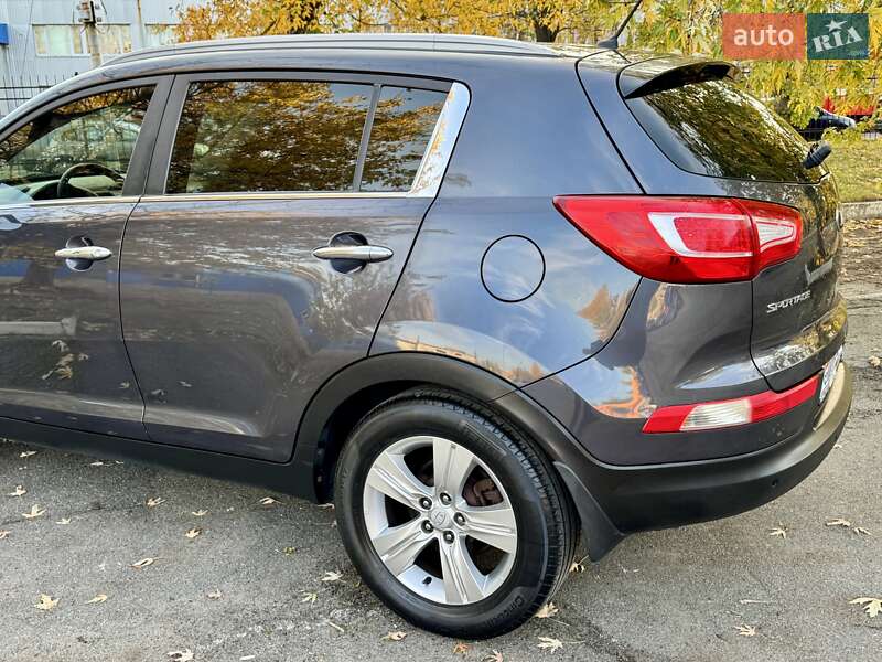Внедорожник / Кроссовер Kia Sportage 2013 в Киеве