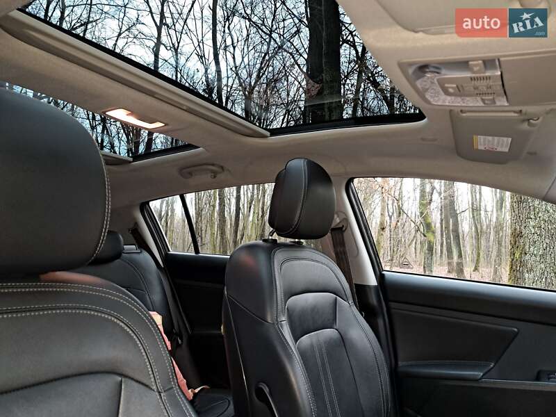 Внедорожник / Кроссовер Kia Sportage 2012 в Луцке