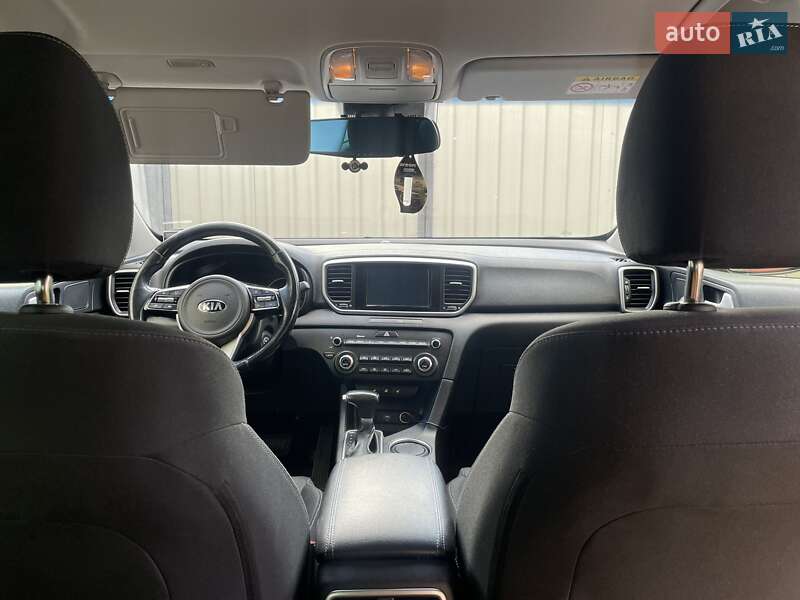 Внедорожник / Кроссовер Kia Sportage 2019 в Борисполе фото 12 Внедорожник / Кроссовер Kia Sportage 2019 в Борисполе