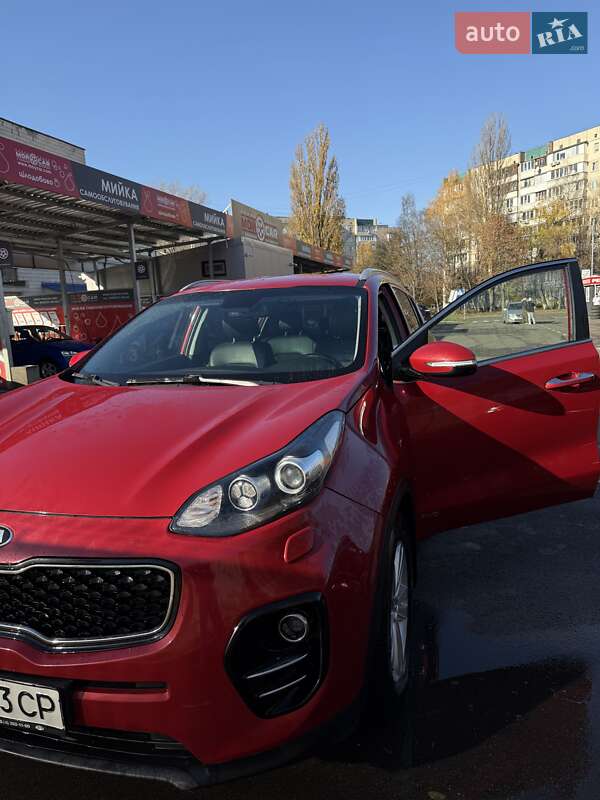 Позашляховик / Кросовер Kia Sportage 2017 в Києві