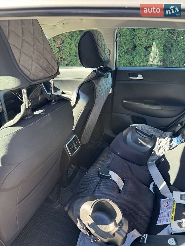 Позашляховик / Кросовер Kia Sportage 2020 в Тернополі фото 10 Позашляховик / Кросовер Kia Sportage 2020 в Тернополі