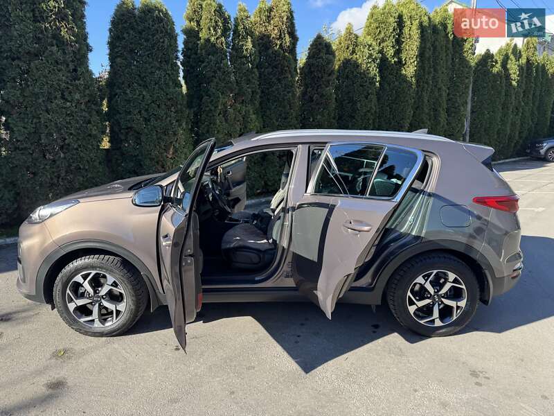 Позашляховик / Кросовер Kia Sportage 2020 в Тернополі фото 18 Позашляховик / Кросовер Kia Sportage 2020 в Тернополі