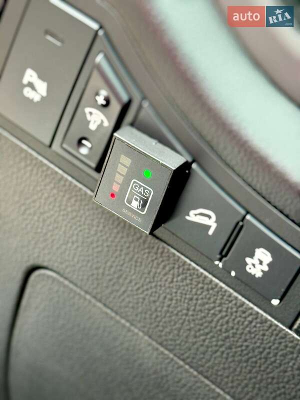 Позашляховик / Кросовер Kia Sportage 2013 в Харкові