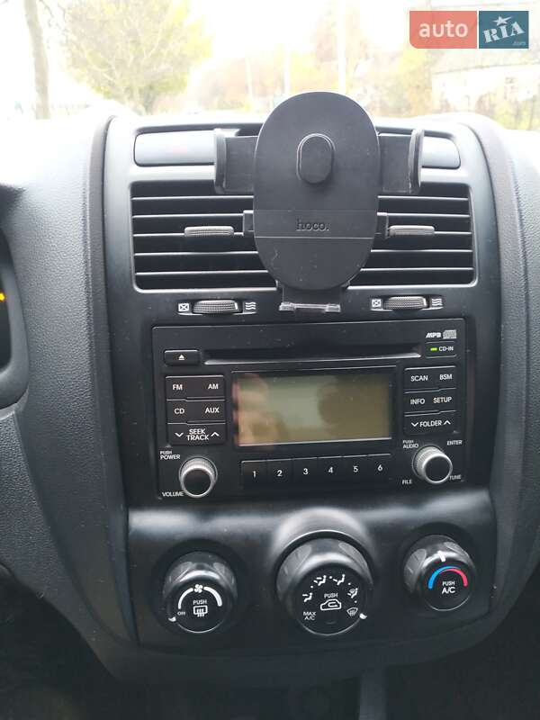 Внедорожник / Кроссовер Kia Sportage 2005 в Калиновке