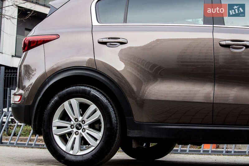 Внедорожник / Кроссовер Kia Sportage 2018 в Львове