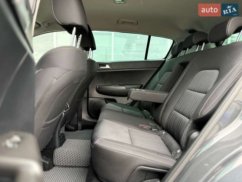 Внедорожник / Кроссовер Kia Sportage 2018 в Киеве