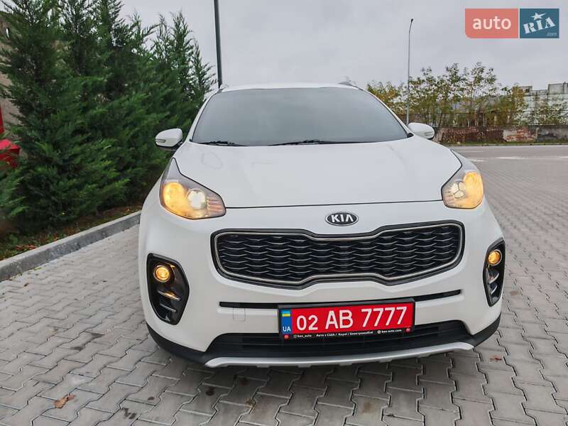 Внедорожник / Кроссовер Kia Sportage 2015 в Могилев-Подольске