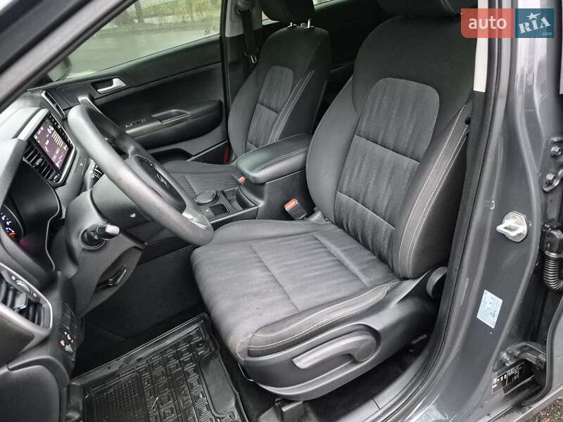 Внедорожник / Кроссовер Kia Sportage 2020 в Черкассах фото 8 Внедорожник / Кроссовер Kia Sportage 2020 в Черкассах