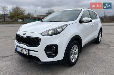 Внедорожник / Кроссовер Kia Sportage 2016 в Кобеляках