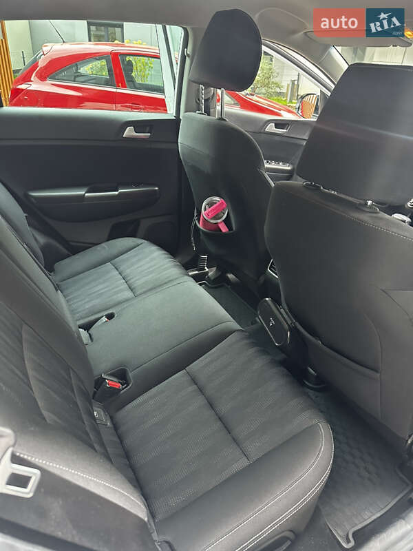 Внедорожник / Кроссовер Kia Sportage 2019 в Львове