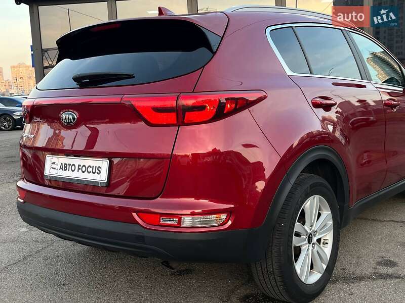 Позашляховик / Кросовер Kia Sportage 2016 в Києві фото 8 Позашляховик / Кросовер Kia Sportage 2016 в Києві