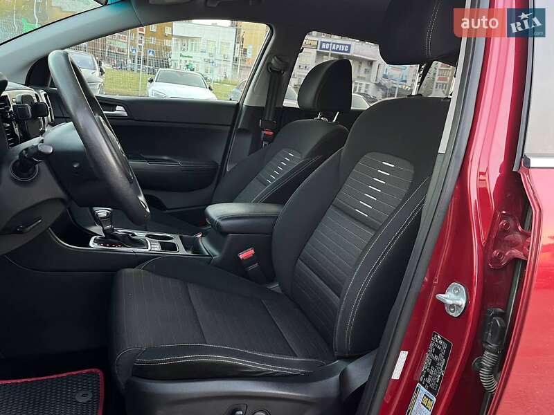 Позашляховик / Кросовер Kia Sportage 2016 в Києві фото 9 Позашляховик / Кросовер Kia Sportage 2016 в Києві