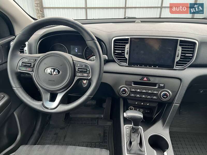 Позашляховик / Кросовер Kia Sportage 2017 в Києві фото 14 Позашляховик / Кросовер Kia Sportage 2017 в Києві