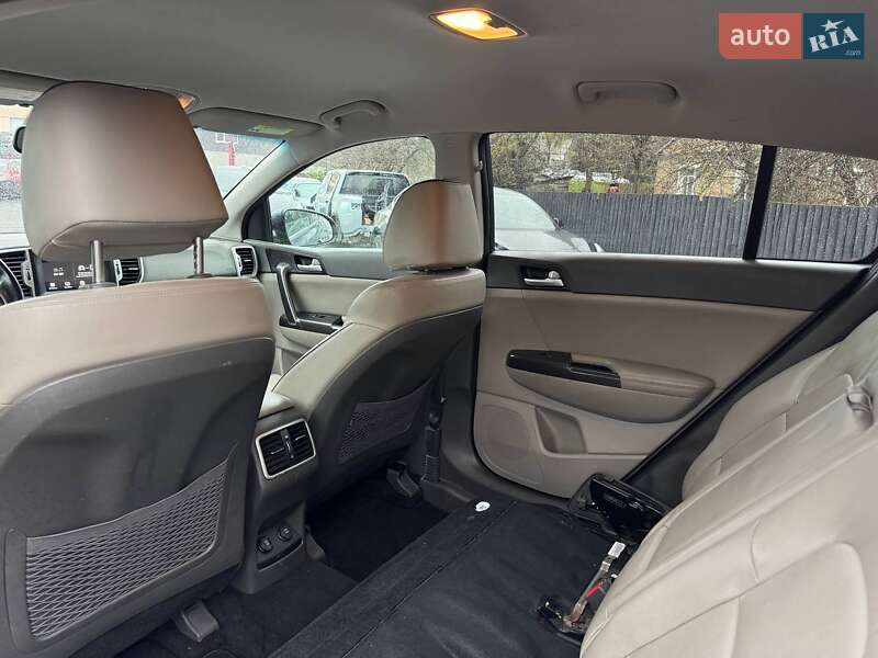 Позашляховик / Кросовер Kia Sportage 2016 в Луцьку фото 30 Позашляховик / Кросовер Kia Sportage 2016 в Луцьку