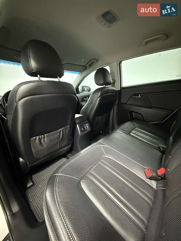 Позашляховик / Кросовер Kia Sportage 2013 в Одесі