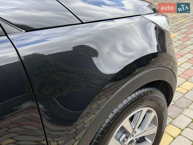 Позашляховик / Кросовер Kia Sportage 2014 в Івано-Франківську