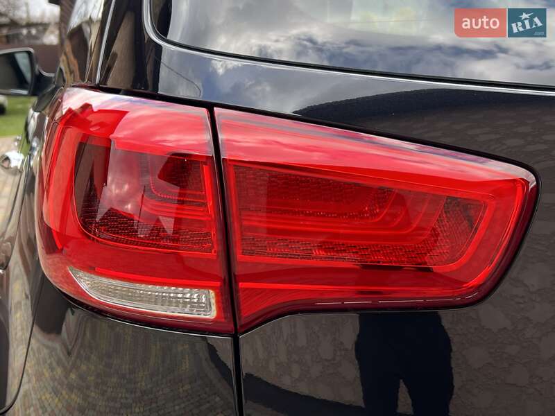 Позашляховик / Кросовер Kia Sportage 2014 в Івано-Франківську