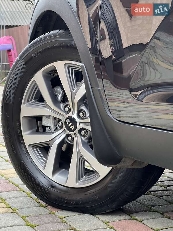 Позашляховик / Кросовер Kia Sportage 2014 в Івано-Франківську