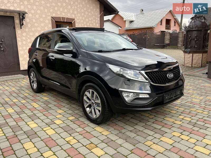 Позашляховик / Кросовер Kia Sportage 2014 в Івано-Франківську