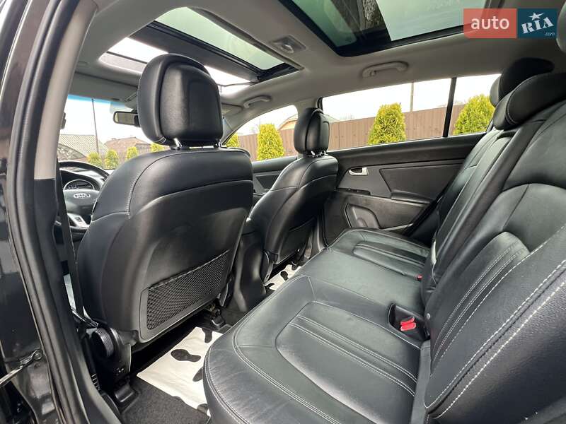 Позашляховик / Кросовер Kia Sportage 2014 в Івано-Франківську