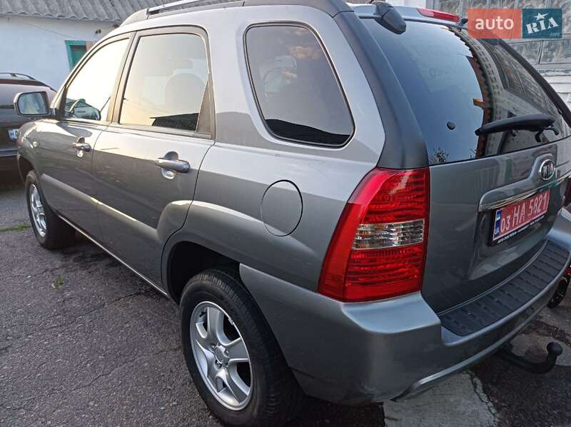 Внедорожник / Кроссовер Kia Sportage 2008 в Ракитном