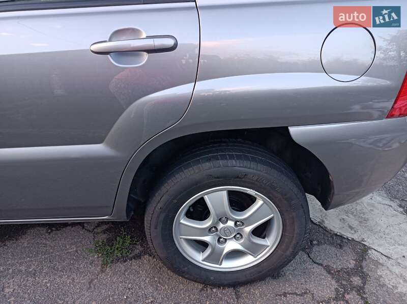 Внедорожник / Кроссовер Kia Sportage 2008 в Ракитном